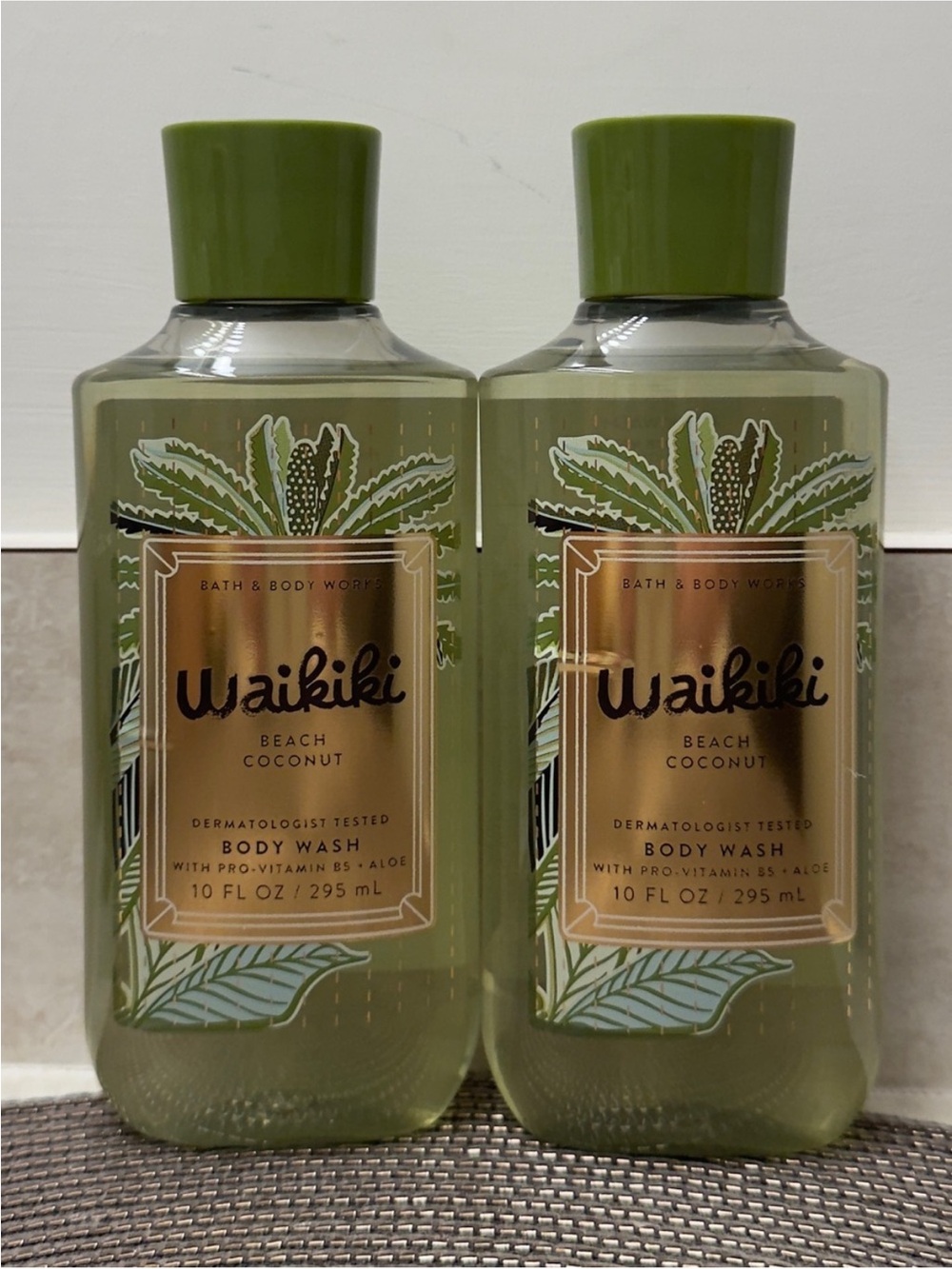 NWT BBW Waikiki Beach Coconut Body Wash Set